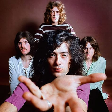 Reposting @cedarandfinch: Led Zepplin, 1969. https://www.cnn.com/interactive/2018/10/entertainment/led-zeppelin-cnnphotos/  #ledzepplin #music #creativity #art #1969 Band Shoot, Band Photoshoot, John Bonham, John Paul Jones, Band Photography, Jimmy Page, Robert Plant, Band Photos, John Paul