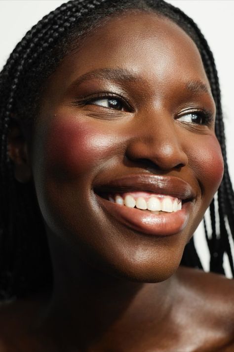 Makeup Advertising, City Makeup, Mousse Makeup, Rosy Makeup, Flushed Cheeks, Blush Trend, Dark Skin Models, Clean Beauty Makeup, Cheek Makeup