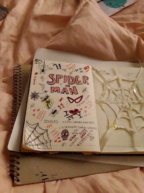 Spiderman Reading A Book, Spiderman Journal Ideas, Spiderman Journal Page, Spider Man Journal, Spiderman Scrapbook, Spiderman Journal, Spiderman Book, Spiderman Printables, Spiderman Hand