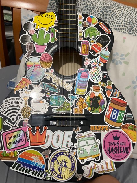 Guitar Design Ideas Stickers, Acoustic Guitar Stickers Ideas, Decorated Guitars Stickers, Acoustic Guitar Aesthetic Stickers, Guitar Covered In Stickers, Stickers On Guitar Acoustic, Guitar Acoustic Aesthetic, Guitar Stickers Aesthetic, Guitar Stickers Ideas