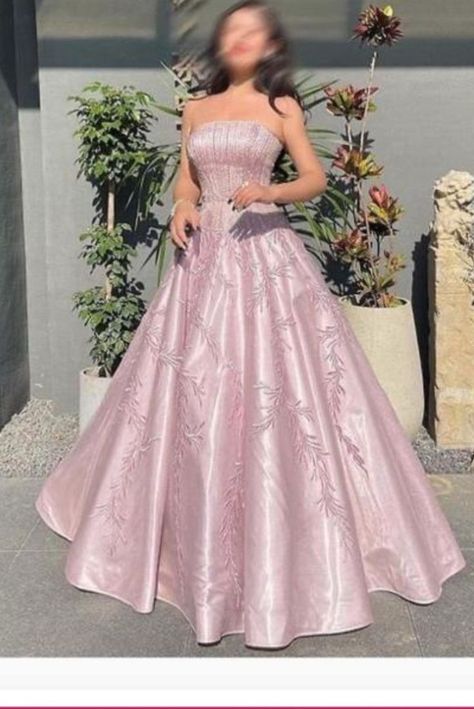 فستان زهري, Gorgeous Prom Dresses, Fashion Gal, Classy Wedding Dress, Stylish Wedding Dresses, Fancy Dresses Long, Prom Dress Inspiration, Wedding Dresses For Girls, Shein Dress