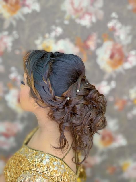 Hair Ban Style, Ban Hairstyle, Messi Hairstyle, Chaniya Choli, Cute Hairstyles, Hairstyles, Hair Styles, Hair, Quick Saves