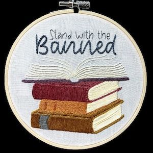 Book Spine Embroidery, Bookshelf Embroidery Pattern, Embroidery Books, Needlework Ideas, Book Spine, Embroidery Book, Banned Books, Modern Embroidery, Download Printables