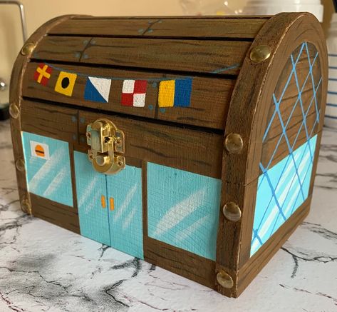 Wood Projects Aesthetic, Spongebob Clay, Spongebob Diy, Painted Wooden Chest, The Krusty Krab, Krusty Krab, Spongebob Birthday Party, Spongebob Painting, Spongebob Party