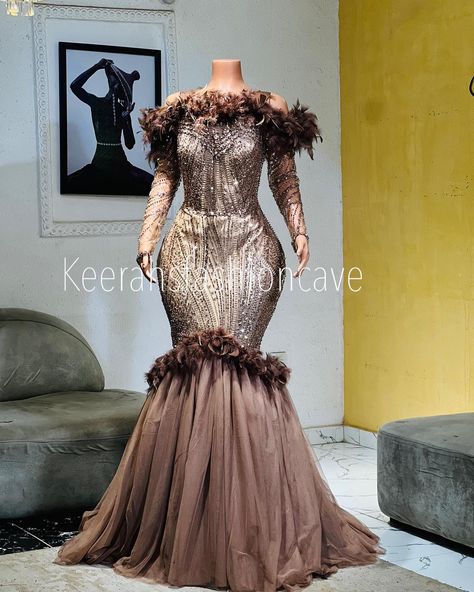 Feathered beauty in stunning style.🥰 Would you like to recreate this? Shop our designs via our website ( link on bio) Wedding Reception Party, Prom Dresses Long Lace, Exquisite Gowns, Prom Dress Long, Fashion Sewing Tutorials, Lace Prom Dress, Stunning Style, My Wedding Dress, Long Evening Gowns