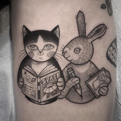 Tattoo artist Susanne Suflanda Konig black and grey illustrative graphic animals tattoo | Germany, United Kingdom | #inkpplcom #surrealism #blacktattoo #blackandgrey #dotwork #illustrativetattoo #animals #animalstattoo #graphic #blackwork Bear Tattoo Ideas, Reading Tattoo, Cat Paw Tattoos, Squirrel Tattoo, Baby Tattoo Designs, Cute Cat Tattoo, Bunny Tattoos, Bear Tattoos, Cat Obsession