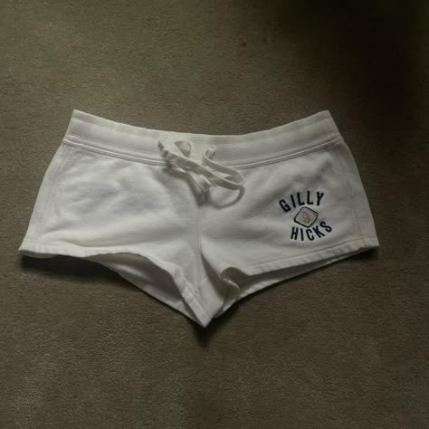 gilly hicks low rise mini shorts😝😝😝
so cuteeee y2k... - Depop Low Rise Mini Shorts, Y2k Shorts Png, Low Rise Bottoms, Lowrise Shorts, Shorts Y2k, 2000s Shorts, Low Waisted Shorts, Low Rise Outfit, 2000s Outfit