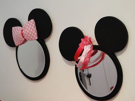 Minnie Mouse Bathroom, Cozinha Do Mickey Mouse, Minnie Mouse Room Decor, Mickey Bathroom, Mickey Mouse Bathroom, Minnie Mouse Bedroom, Mickey Mouse Bedroom, Disney Bathroom, Casa Disney