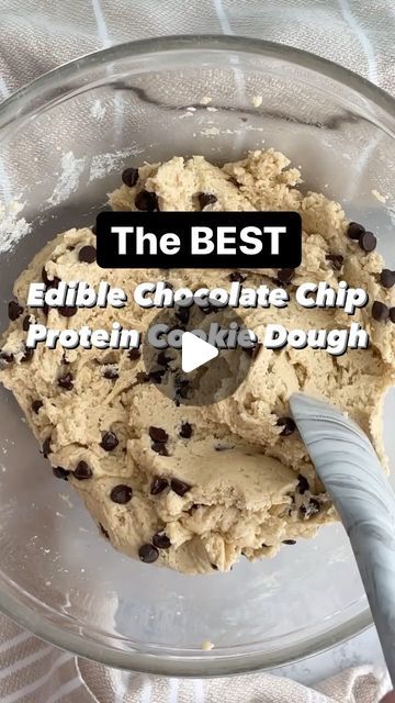 39K views · 2.5K likes | LAUREN LEVY | healthy recipes on Instagram: "Edible Chocolate Chip Protein Cookie Dough!! 🍪

You guys are gonna FLIP at this recipe! It’s so easy to make and tastes just like the real deal!!! I have been loving spreading it on top of rice cakes, eating with fresh strawberries, adding a dollop to my yogurt bowls & milkshakes and just eating straight up! There is no wrong way to eat it as this cookie dough can do no wrong 😂

**this recipe is different than the cookie dough dip recipe in my sweets cookbook. Made this version because still can’t find FF cream cheese lol but because it’s made with butter (and not cream cheese) it DOES taste more like real cookie dough IMO 👏🏽

Makes 7; per 1/4 cup (58g)
143 calories  12.7C | 6.5F | 8.4P

MFP entry: LFF Chocolate Chip Cookie Dough With Yogurt, Greek Yogurt Edible Cookie Dough, Vanilla Greek Yogurt Cookie Dough, Cookie Dough Fluffy Yogurt, Edible Cookie Dough One Serving, Yogurt Cookie Dough, Cookie Dough Yogurt, Cookie Dough Dip Recipe, Yogurt Bowls