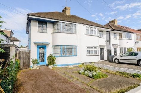 An incredible Art Deco house that's been left untouched since the 1930s is now on sale | Metro News Enfield Town, Art Deco House, Art Deco Homes, Deco House, Art Deco Buildings, 1930s Art, Art Deco Home, Time Art, 1930s Art Deco