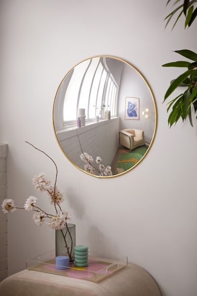 Mirrors Urban Outfitters, Furniture Apartment, Large Bookshelves, Uo Home, Home Apartment, Unique Mirrors, Apartment Essentials, Convex Mirror, Marble Side Tables