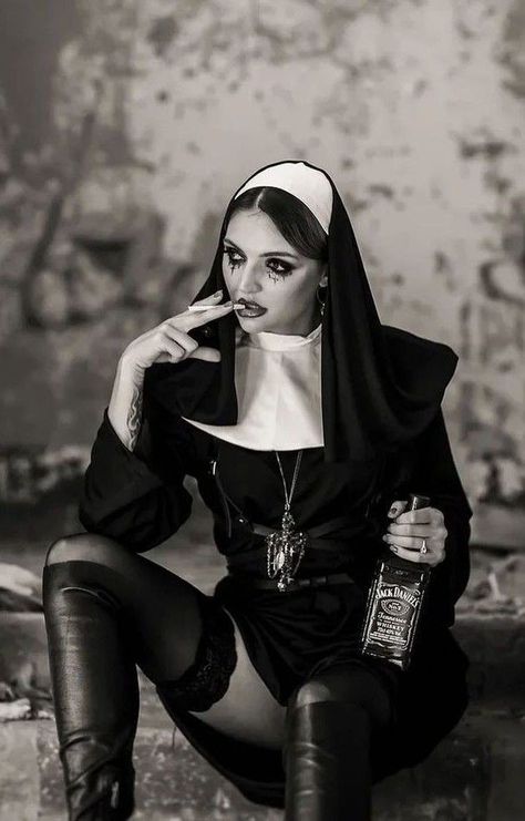 Nun Pfp, Gothic Nun, Sinful Sunday, Save Wallpaper, Evil Nun, Demon Costume, Nun Costume, Vintage Bmx Bikes, Maid Cosplay