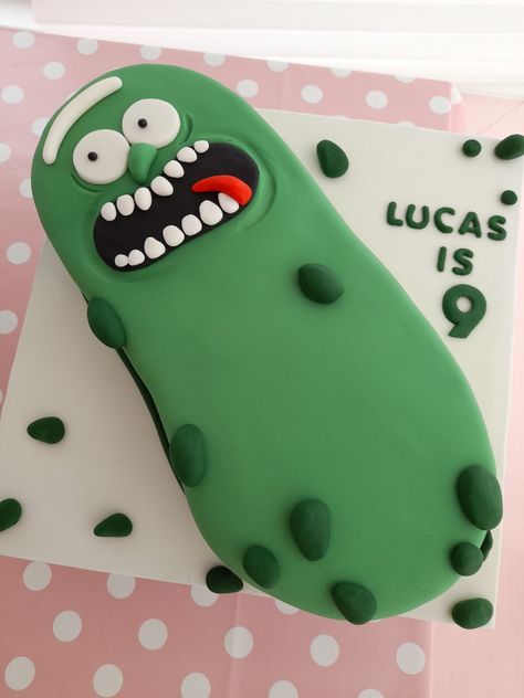 Pickle Rick Birthday Cake 🥒🎂 Pickle Rick Cake, Pickle Cake Decoration, Pickle Cake, Pickle Party, Pickle Rick, Bday Cake, 6th Birthday, Rick And Morty, Cakes And More