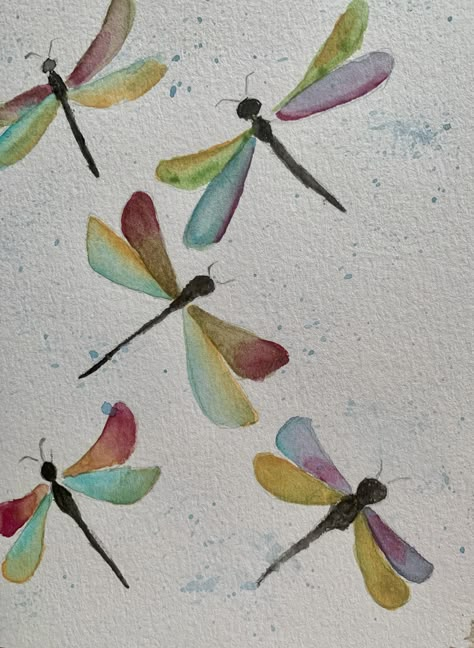 Water Colour Dragon Fly, Watercolor Drawing Beginner, Painting Dragonfly, Two Color Watercolor Painting, Dragon Fly Watercolor Dragonfly Painting, Water Painting Simple, Watercolor Art Dragonfly, Easy Watercolour Doodles, Sketches To Watercolor