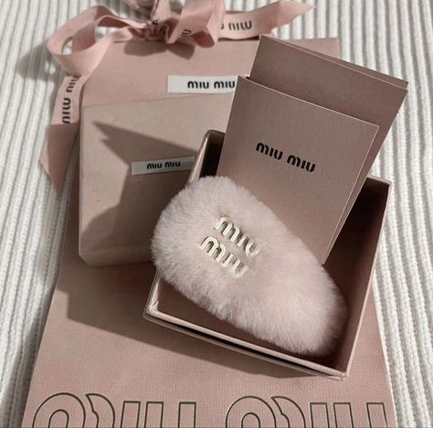 Miu Miu Hair Clip, Pink Princess Aesthetic, Pink Aura, Mini Accessories, Instagram Tutorial, Miu Miu Shoes, Pink Girly Things, Everything Pink, Pink Princess