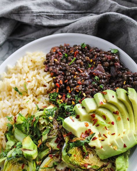 Jamaican Inspired Jerk Lentils - Plant Based RD Jerk Lentils Vegan, Jerk Lentils, Ital Food, Spiced Lentils, Cheap Vegan, Jamaican Cuisine, International Dishes, Grain Bowls, Dried Lentils