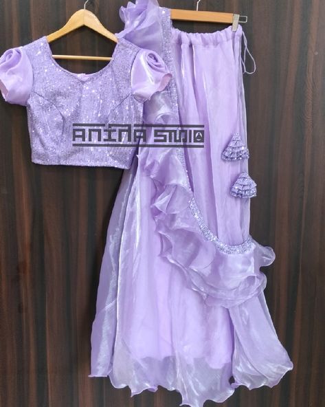 Ruffle Dupatta, Baby Dress, Jimmy Choo, Lehenga, Ruffles, Crop Tops, Boutique, Fabric, Dresses