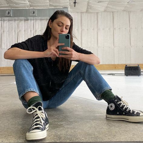 Phoebe Tonkin H2o, Phoebe Tonkin, I Love Girls, Flash Sale, Pretty People, Actors & Actresses, My Girl, Mom Jeans, Converse