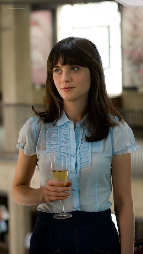 Zoe Deschanel Outfit, Zoe Deschanel Hair, Zoe Deschanel, Zooey Deschanel Hair, Zooey Deschanel Style, 6th Form Outfits, 500 Days Of Summer, Emily Deschanel, Gamine Style