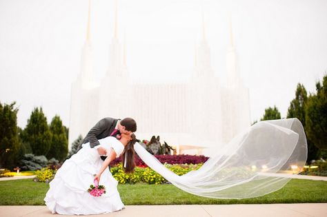 Lds Temple Wedding Pictures, Long Wedding Veils, Temple Wedding Pictures, Dc Temple, Washington Dc Temple, Temple Wedding Photos, Wedding Photo Checklist, Photo Checklist, Lds Temples Wedding