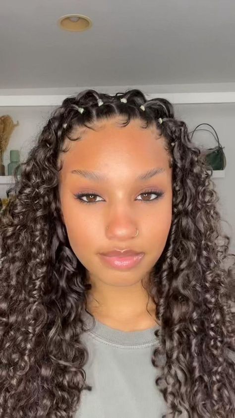 Ashlee West, Easy Hair Tutorials, Hair Styles Easy, Peinados Hair Styles, Natural Hair Care Tips, Curly Hair Styles Easy, Hairdos For Curly Hair, Natural Curls Hairstyles, Front Hair Styles