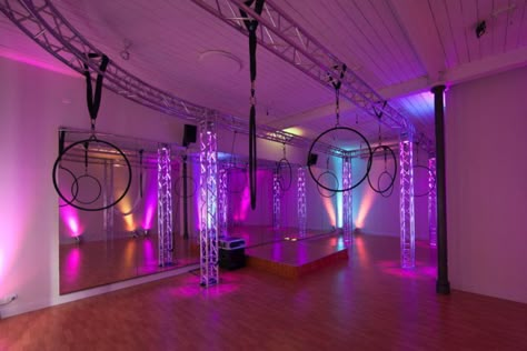 Aerial Studio, Silk Dance, Colored Lighting, Pole Studio, Pole Dance Studio, Home Dance Studio, Truss Design, Dance Room, Pole Dancing Videos