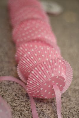 Cupcake Garland, Cupcake Liner Crafts, 1st Birthday Girl Decorations, 1st Birthday Party For Girls, Diy Cupcake, Birthday Baking, Diy Cupcakes, Minnie Mouse Birthday Party, Donut Party