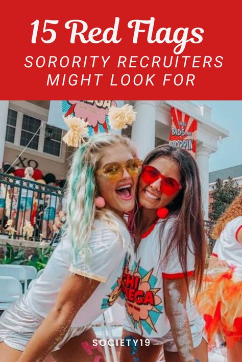 15 Red Flags Sorority Recruiters Might Look For - Society19 College Sorority Outfits, Sorority Recruitment Outfits Rush Week, Sorority Recruitment Tips, Sorority Rush Week, Canvas Sorority, Sorority Rush Outfits, College Necessities, Recruitment Sorority, Rush Week