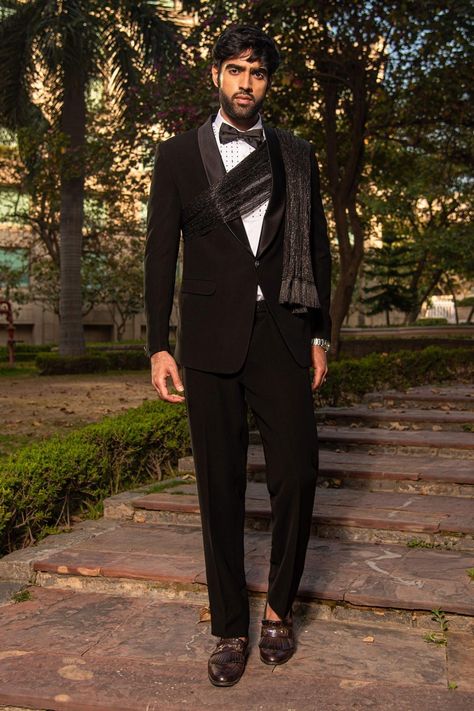 Black tuxedo pant set with a draped shawl Sangeet Outfit For Men, Shawl Tuxedo, Sangeet Outfit, Shirt Pant, Tuxedo Pants, Pleated Shirt, Black Tuxedo, Black Boys, Black Suits