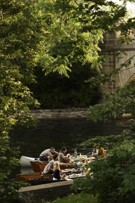 Canoe Picnic, Lakeside Picnic, Kinfolk Magazine, Northern Italy, Photo Story, A Group, Summer Aesthetic, Life Is Beautiful, In The Middle