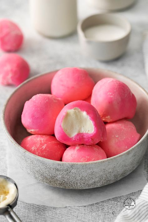 Mochi Ice Cream Mochi Ice Cream Recipe, Cherry Vanilla Ice Cream, Homemade Mochi, Recipe For Ice Cream, Pie Inspiration, Ice Cream From Scratch, 3 Ingredient Recipe, Mochi Ice, Mochi Recipe