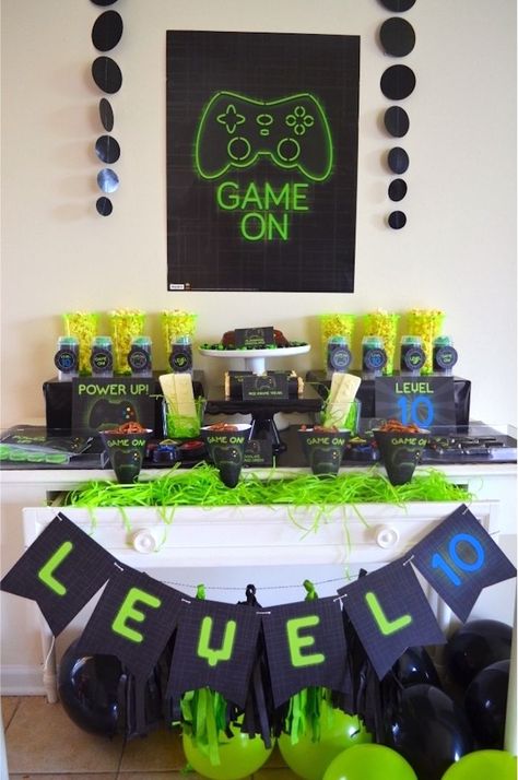 Gaming + Video Gamer Birthday Party on Kara's Party Ideas | KarasPartyIdeas.com (20) Xbox Birthday Party, Xbox Party, Gamer Birthday Party, Video Games Birthday Party, Gamer Birthday, Video Game Party, Video Games Birthday, 9th Birthday Parties, 13th Birthday Parties