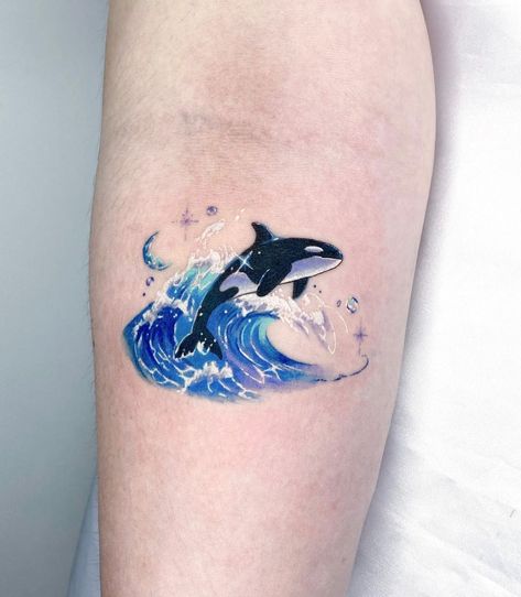 Whale Tattoo Colorful, Orca Tattoo Design, 52hz Whale, Dolphin Tattoo, Pikachu Tattoo, Orca Tattoo, Whale Tattoo, Small Girly Tattoos, Whale Blue