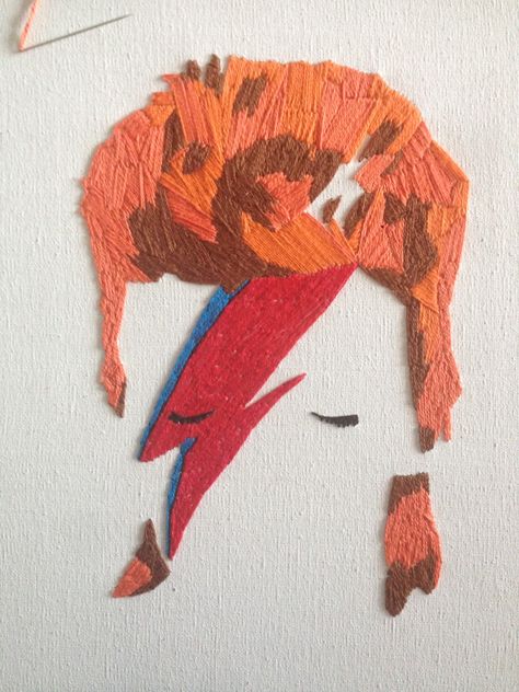 David Bowie Embroidery Picture: almost finished David Bowie Embroidery, Bowie Embroidery, David Bowie Fan Art, Embroidered Portrait, Abstract Embroidery, Textile Crafts, Diy Couture, Embroidery Inspiration, David Bowie