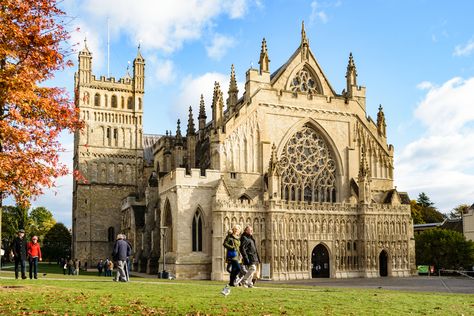 Exeter England, Things To Do Outside, Exeter Cathedral, Exeter Devon, Dartmoor National Park, Travel Motivation, Cathedral Architecture, Devon England, Exeter