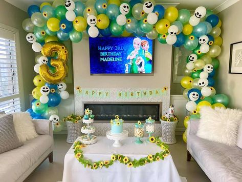 FROZEN FEVER ISOLATION CELEBRATION | CatchMyParty.com Olaf Birthday Party, Frozen Fever Birthday, Frozen Fever Party, Disney Birthday Party Ideas, Olaf Birthday, Elsa Birthday Party, Frozen Themed Birthday Party, Elsa Birthday, Disney Birthday Party