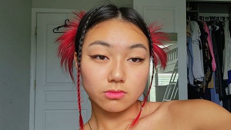 Messy Updo Y2k, Asian Space Buns, Spiked Space Buns, Punk Space Buns, Spikey Bun Y2k, Y2k Spikey Hair, Rave Spacebuns, Spikey Buns Short Hair, Spikey Space Bun