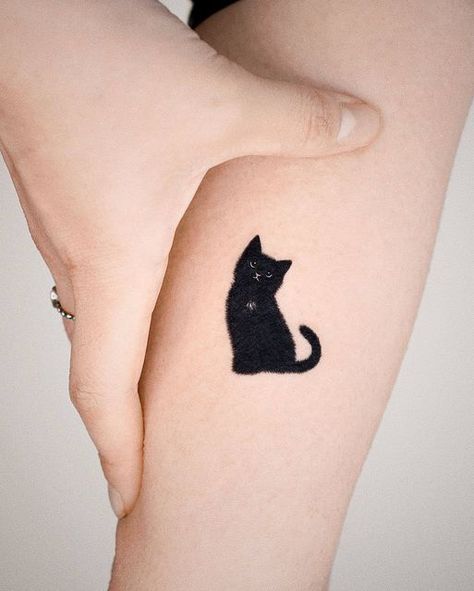 Black Cat Tattoo. Black Cat And Books Tattoo, Small Black Cat Tattoo Simple, Small Black Cat Tattoo, Halloween Cat Tattoo, Animal Tattoo Simple, Cat Small Tattoo, Neck Tattoo Women, Small Cat Tattoo, Tattoo Best Friends