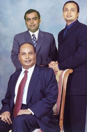 Tata Family, Ambani Family, Ancestral House, Dhirubhai Ambani, Mukesh Ambani, Ratan Tata, Happy New Year Photo, Walton Family, Sachin Tendulkar