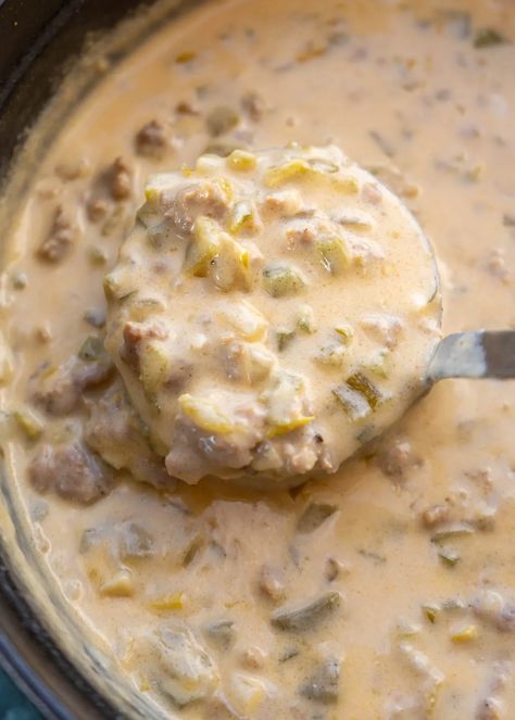 Queso Soup (keto + low-carb) Soup Recipes With Ground Beef, Hamburger Potato Soup, Recipes Crock Pot, Cheese Burger Soup Recipes, Low Carb Soup Recipes, Recipes With Ground Beef, Cheese Sandwich Recipes, Sugar Diet, Cheeseburger Soup