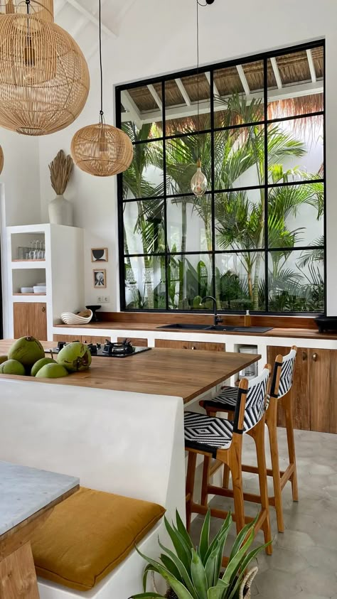 The Most Stylish Bali Airbnb Villa - Decoholic Bali Airbnb, Transitional Decor Kitchen, Interior Modern, Transitional Decor, Open Kitchen, Casas De Ensue�ño, Design Case, Luxury Villa, Dream Home Design