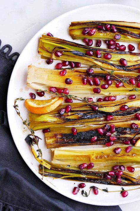 Leek Appetizer Recipes, Hobbit Luncheon, Leeks Recipes, Caramelized Leeks, Roasted Kohlrabi, Easy Vegetable Side Dish, Braised Leeks, Easy Holiday Side Dishes, Orange Pepper