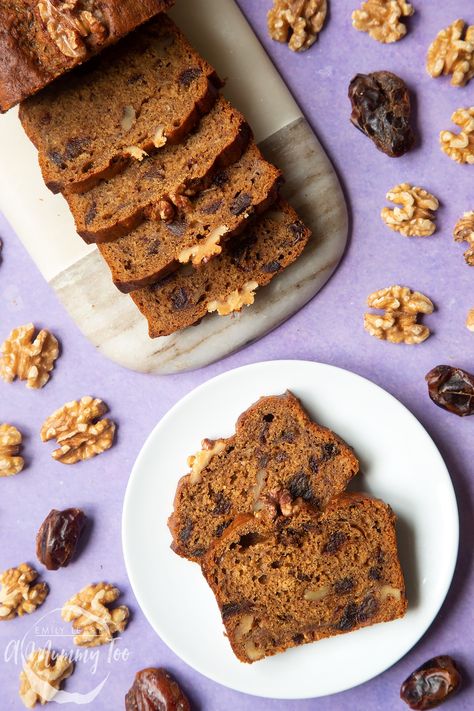 Vegan Date And Walnut Cake, Vegan Date Cake, Date And Walnut Loaf, Maple Cake, Date And Walnut Cake, Walnut Muffins, Date Cake, Tea Bread, Walnut Bread