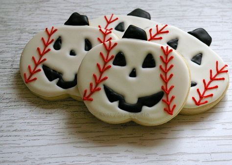 Baseball Halloween Cookies!! Halloween Softball Snacks, Halloween Baseball Snacks, Softball Cookies, October Baseball, Halloween Softball, Baseball Halloween, Fall Baseball, Baseball Snacks, Baseball Cookies