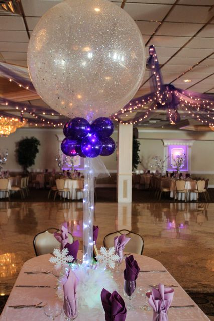 Winter Themed Sparkle Balloon with Snowflake Base Centerpiece Diamond Theme Party, 71st Birthday, Themed Centerpieces, Balloon Arrangement, Balloon Business, Diamond Theme, 71 Birthday, Balloon Creations, Gala Ideas