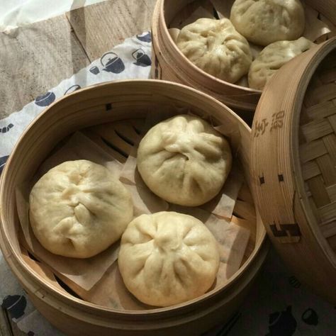 brown aesthetic dim sum baozi coffee light korean soft minimalistic kawaii cute g e o r g i a n a : a e s t h e t i c s Think Food, Food Goals, Dim Sum, Puddings, Comfort Foods, Food Obsession, Cafe Food, Pretty Food, Food Cravings