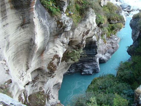 The divine river Saraswati: http://www.speakingtree.in/blog/the-immortal-mystery-of-river-saraswati Vedic Civilization, Rivers Of India, Indian Mosaic, Saraswati River, Hindu Scriptures, Indus Valley Civilization, Ancient Technology, Two Rivers, The Himalayas