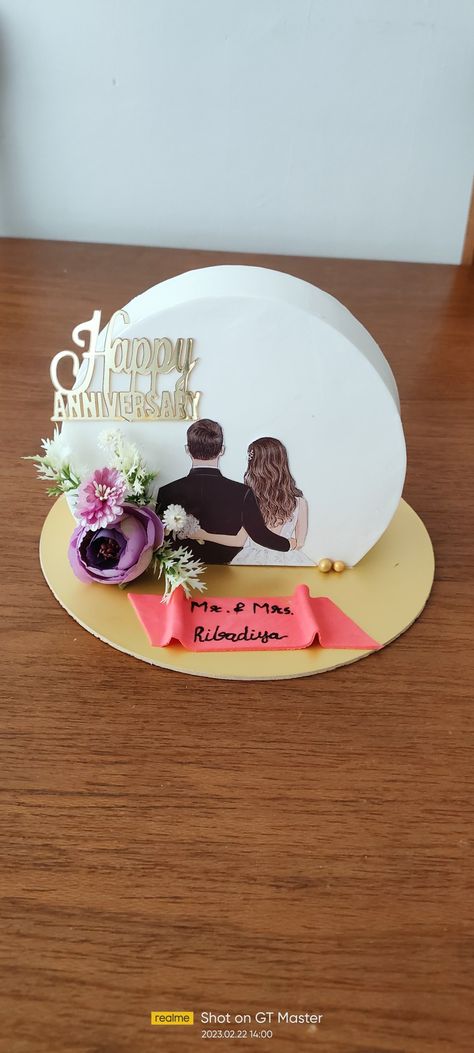 Instagram ID ats_cake Aniversary Cakes Designs, 48th Wedding Anniversary, Simple Anniversary Cakes, Anniversary Cake Designs, 24th Anniversary, Simple Cake Designs, Wedding Anniversary Cake, Simple Cake, Instagram Id