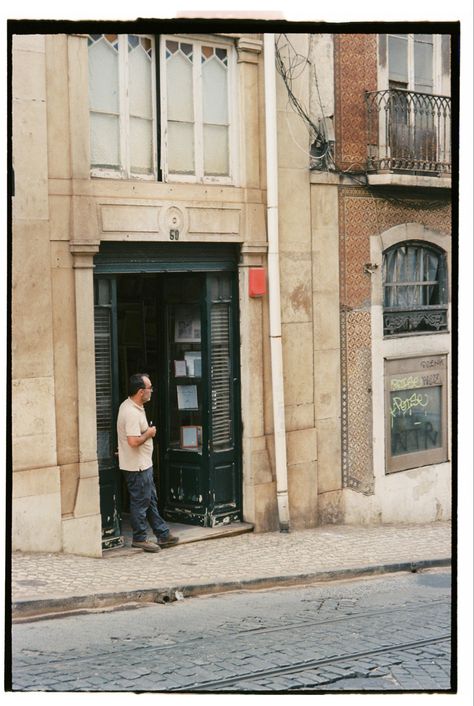 Portugal On Film, Street Film, Faro Portugal, Travel 2024, Jungle House, Travel Film, Polaroid Photography, Photography 35mm, Kodak Film