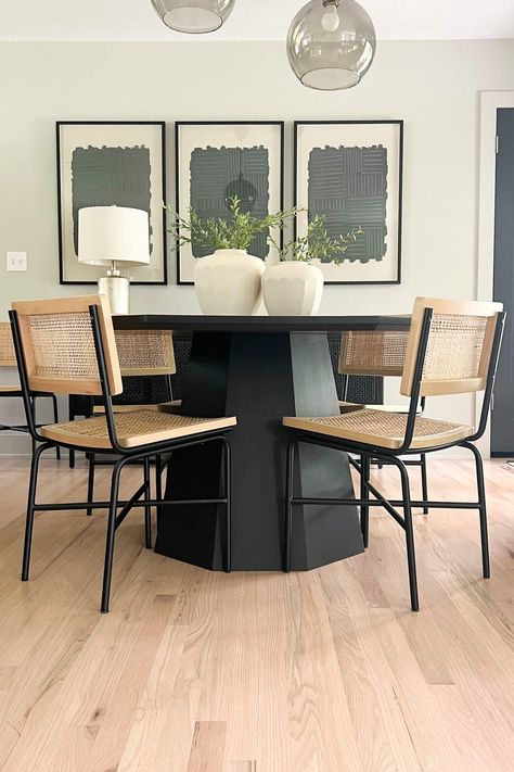 Black Kitchen Round Table, Black Round Small Dining Table, Modern Classic Dining Room Round Table, Contemporary Dining Room Design Round Table, Black Round Kitchen Table And Chairs, Black Round Dinner Table, Circle Dining Table Styling, Round Natural Wood Dining Table, Small Circle Dining Table Decor